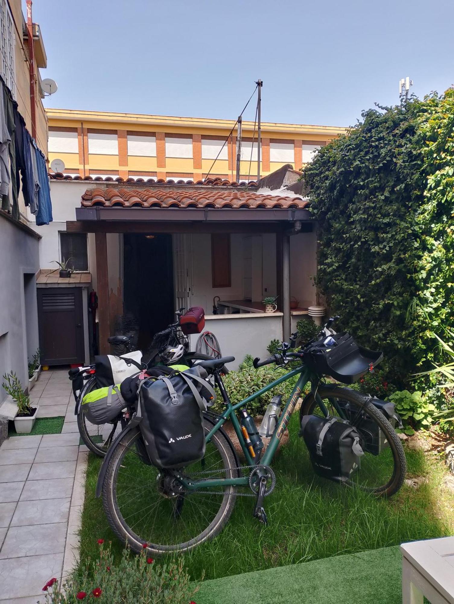 House With Private Garden Daire Roma Dış mekan fotoğraf